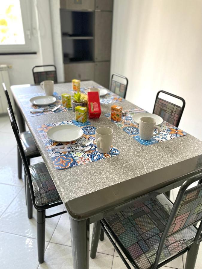 Madras Apartment San Giorgio a Cremano Bagian luar foto